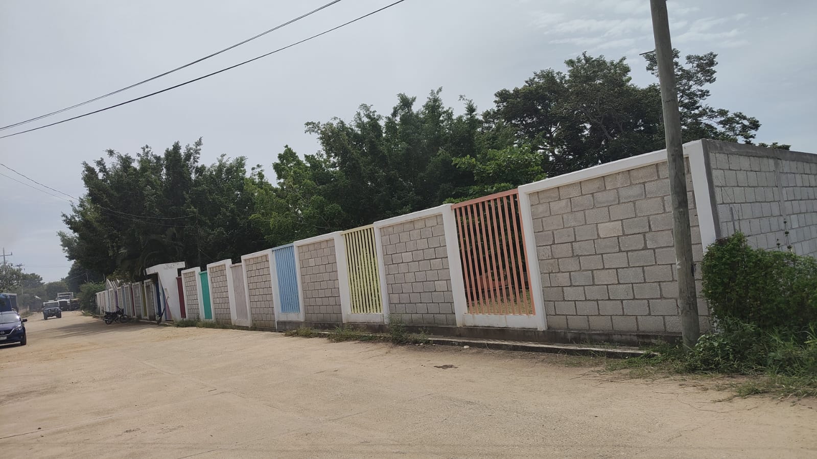 Construcción de barda perimetral en Jardín de Niños Himno Nacional, obra 42 del Distrito 9