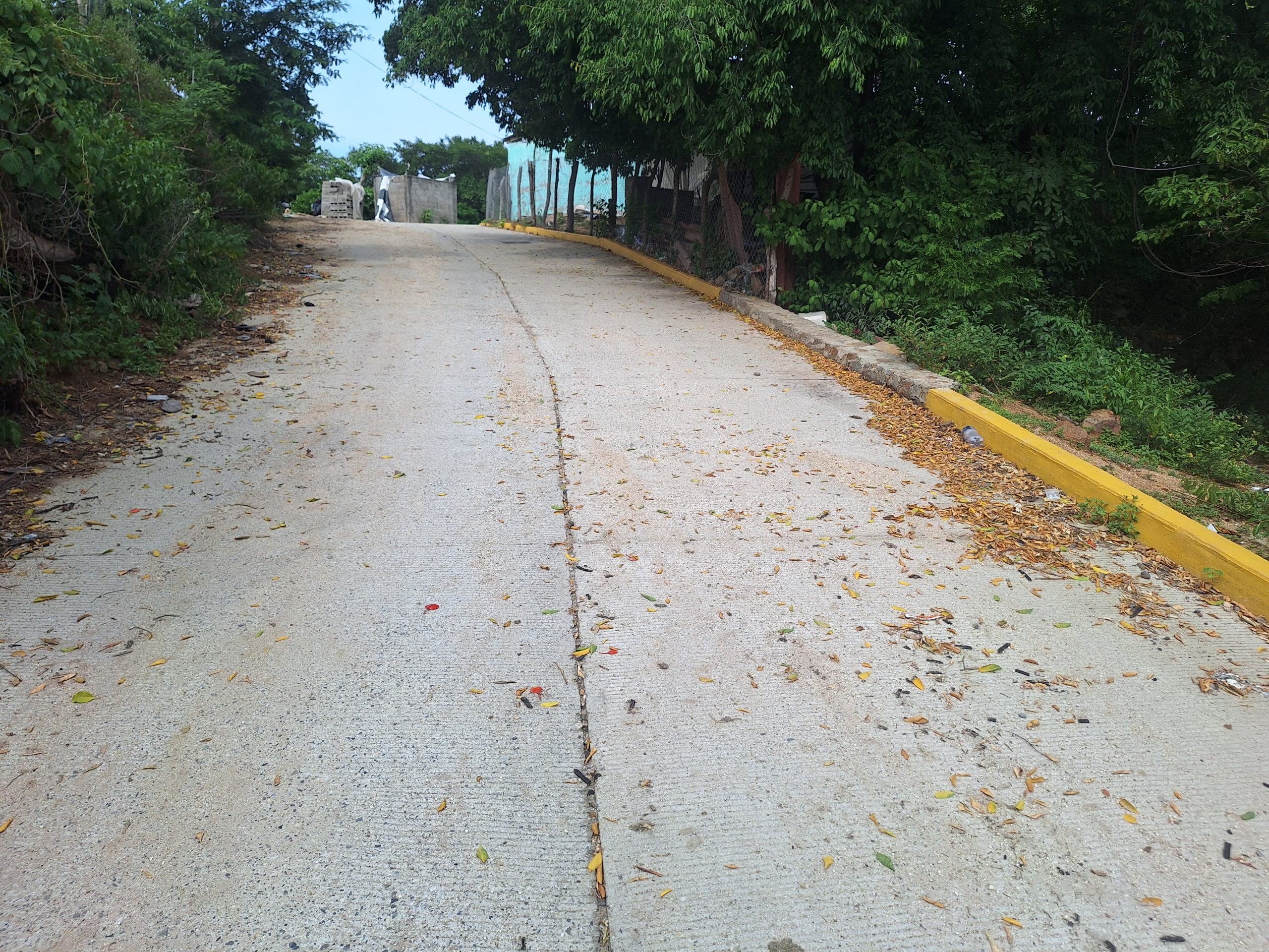 Pavimentación de calle sin nombre hacia Los Tamarindos, obra 74 del Distrito 9
