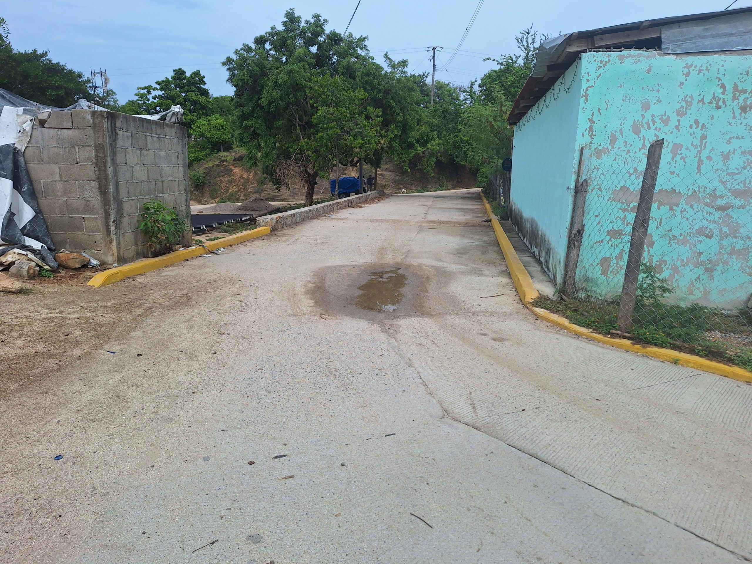 Pavimentación de calle sin nombre hacia Los Tamarindos