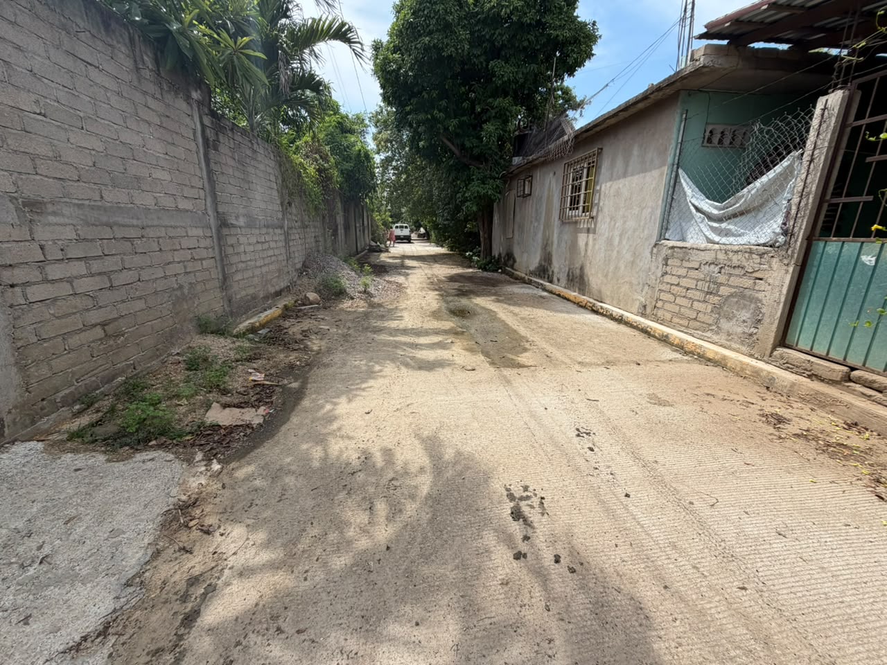 Pavimentación de andador sin nombre entronque con calle Icacos, obra 81 del Distrito 9